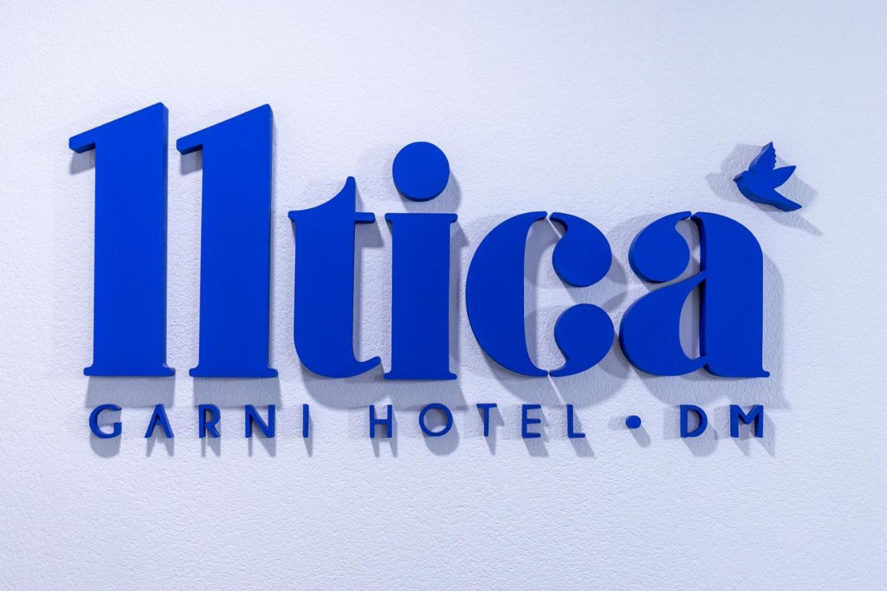 Garni Hotel 11Tica Dm Novi Sad Eksteriør billede