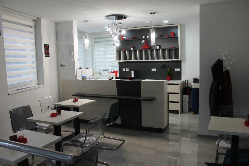 Garni Hotel 11Tica Dm Novi Sad Eksteriør billede